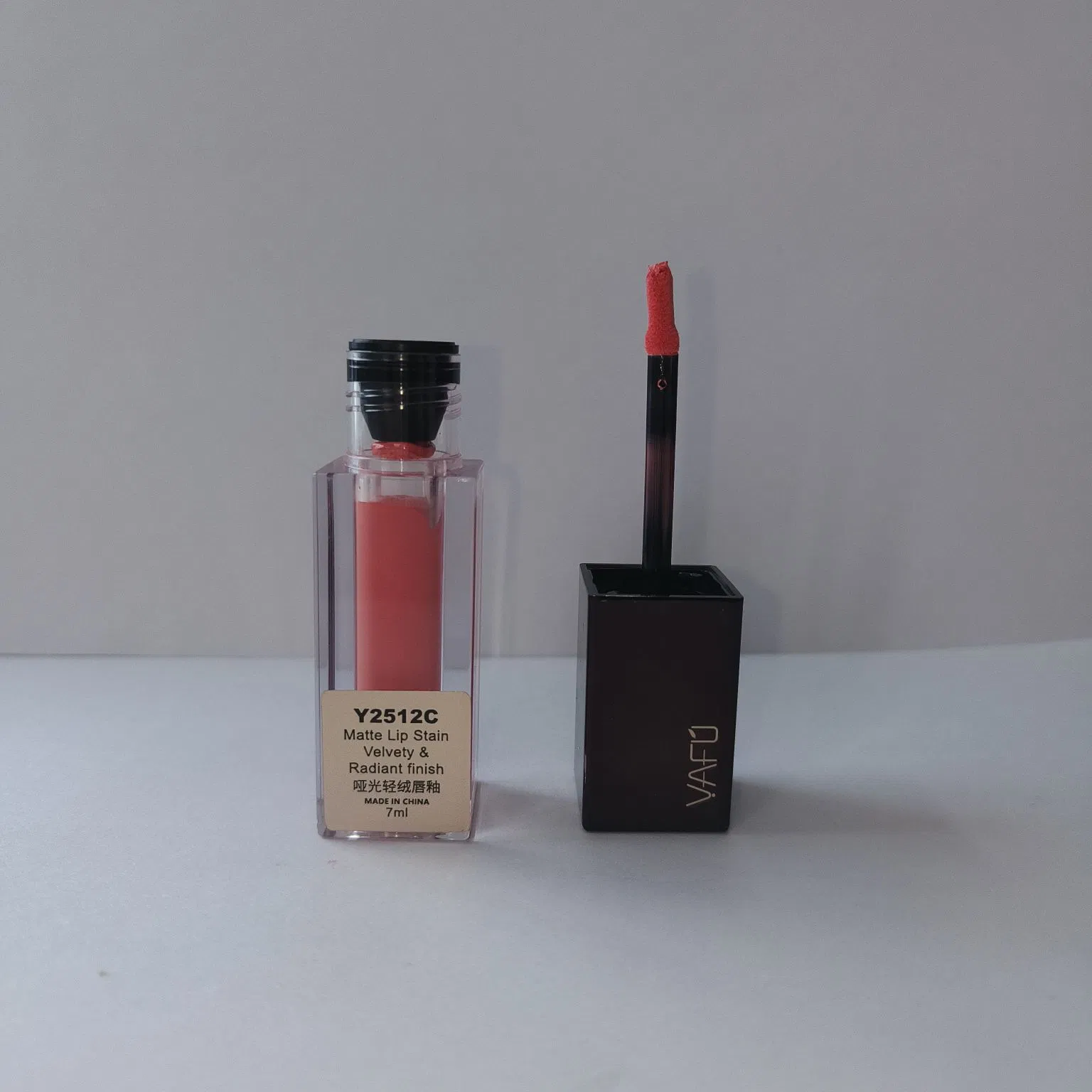 Herbal Lip Gloss for Ultimate Hydration and Radiant Shine