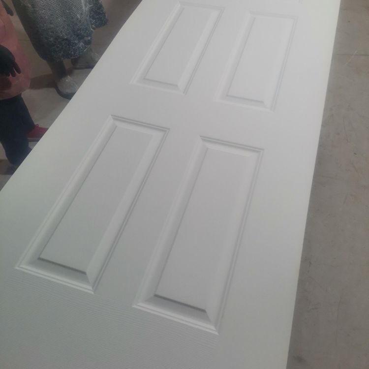 China Cheap Interior 6 Panel Moulded Door Skin White Primer Door