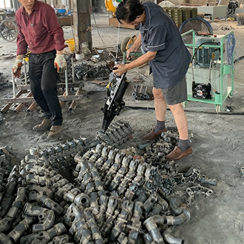 Wear-Resistant Hydraulic Casting Splitter Rugged Casting Riser Separator Pliers Compact Casting Gate and Riser Separator