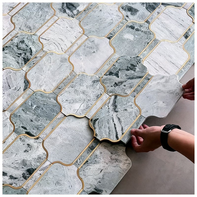 Raggio Verde Marble Arabesque with Metal Mosaic Tiles