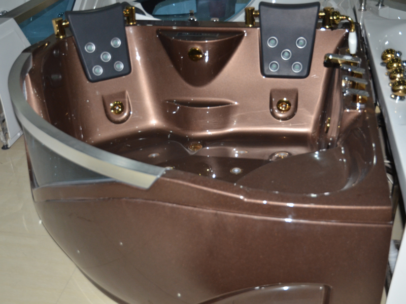 Угловая ванна с гидромассажем HANSE