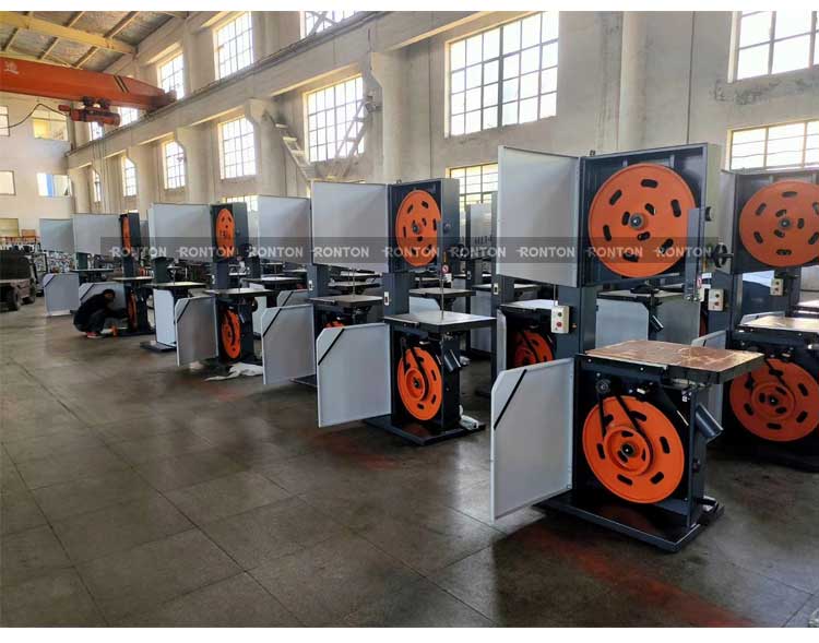 Станок ленточнопильный вертикальный по дереву