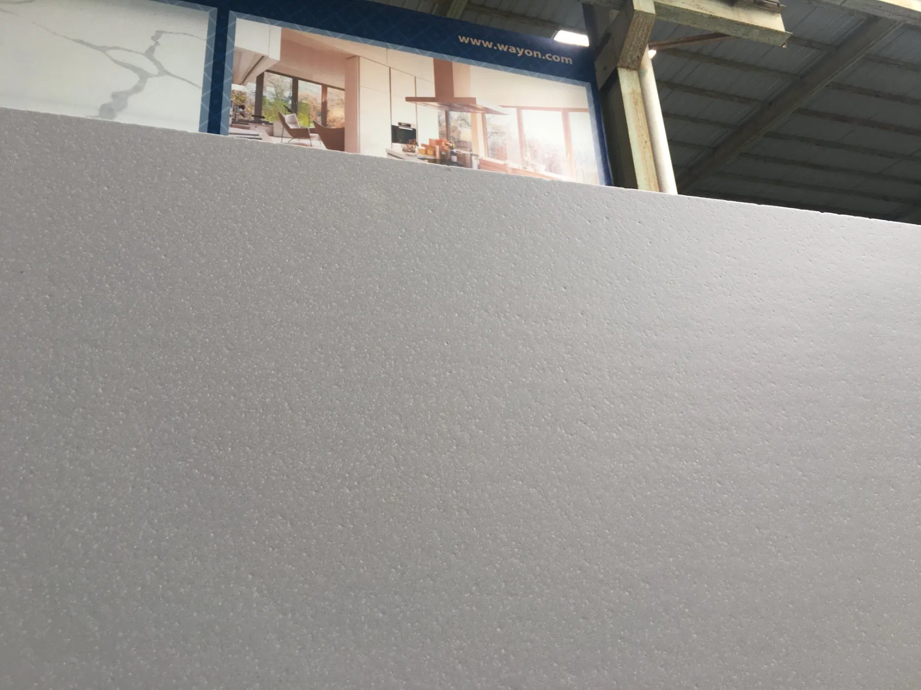 Polished Crushed Glass Surface High Quality Artificial Quartz Stone Slabs for Kitchen Countertop