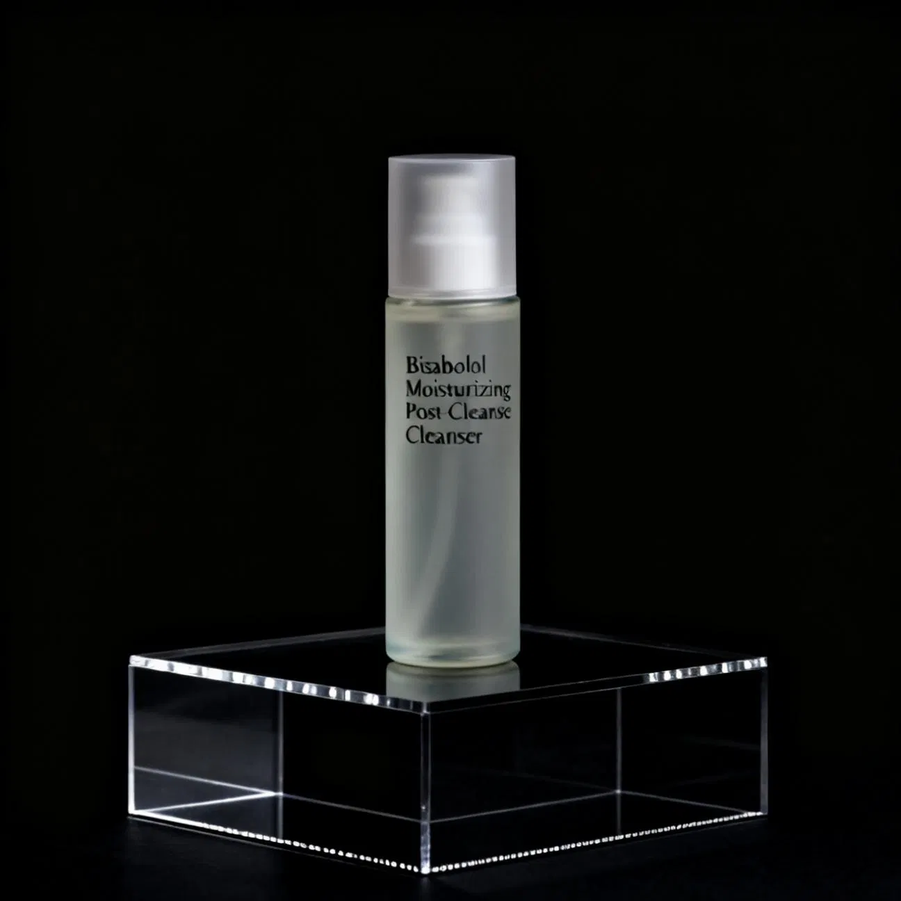 Smart Cleansing System and Nourishing Face Cleanser with Moringa Seed Extract and Bisabolol for Intelligent Makeup Removal