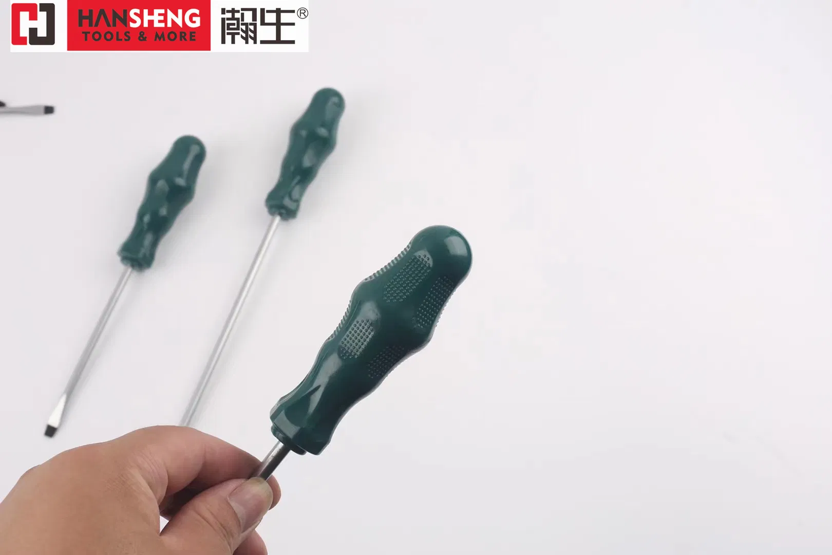 Regular Size, The Screwdriver, Made of S2, Screwdriver, TPR/PVC, Carbon Steel, Lightning Handle Red Screwdriver Cross - Shaped with Magnetic Screw Quintuple