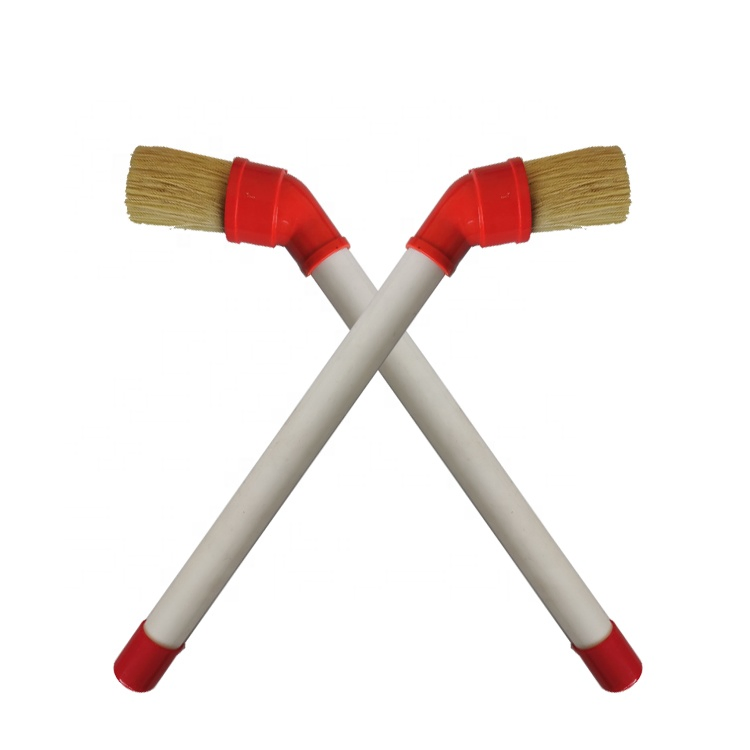 Щетка для чистки шин автомобиля