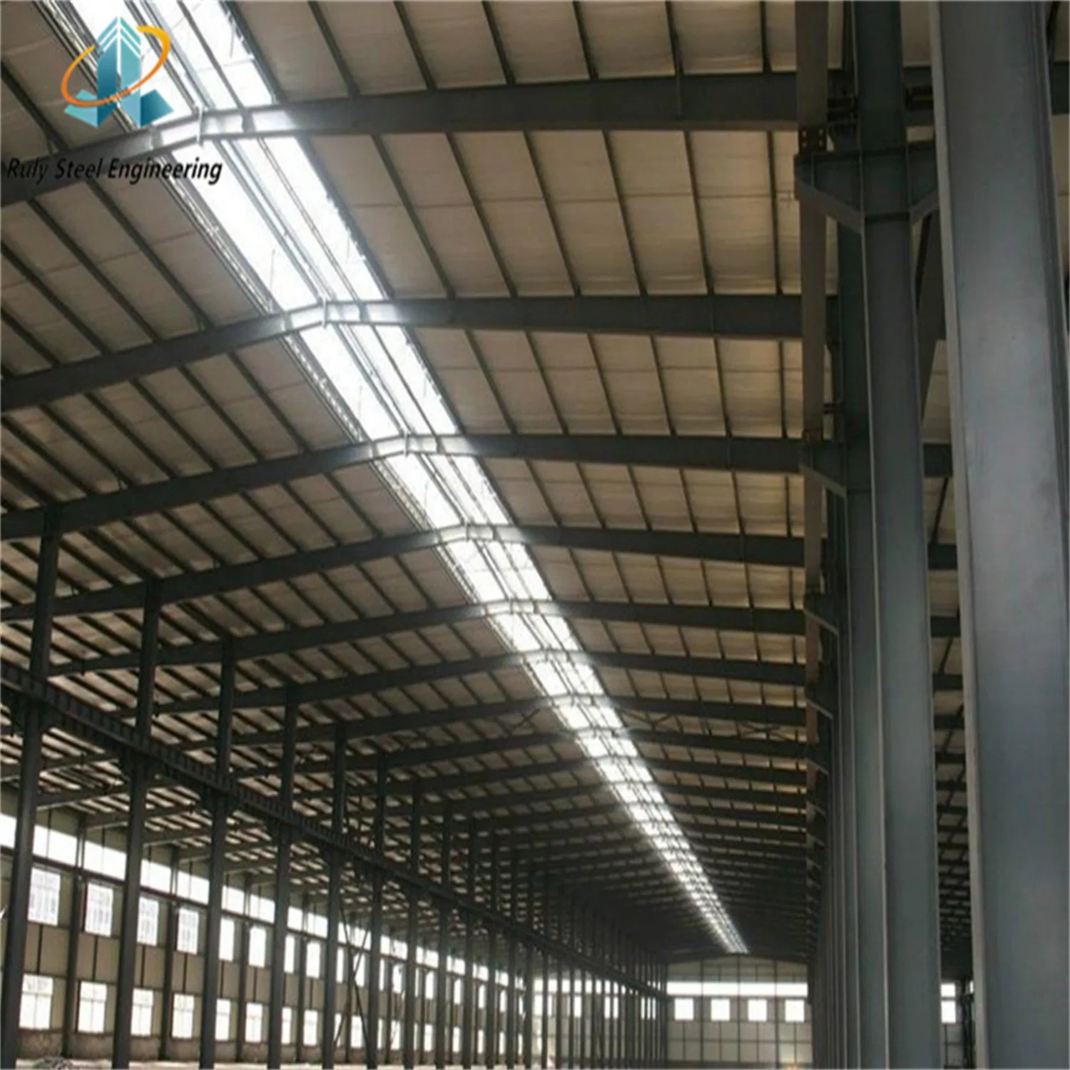 Large Span Easy Assemble Low Cost High Quality Seismic/Wind-Resistant Space Customizable Prefab/Prefabricated Steel Structure Warehouse with Insulated Panel