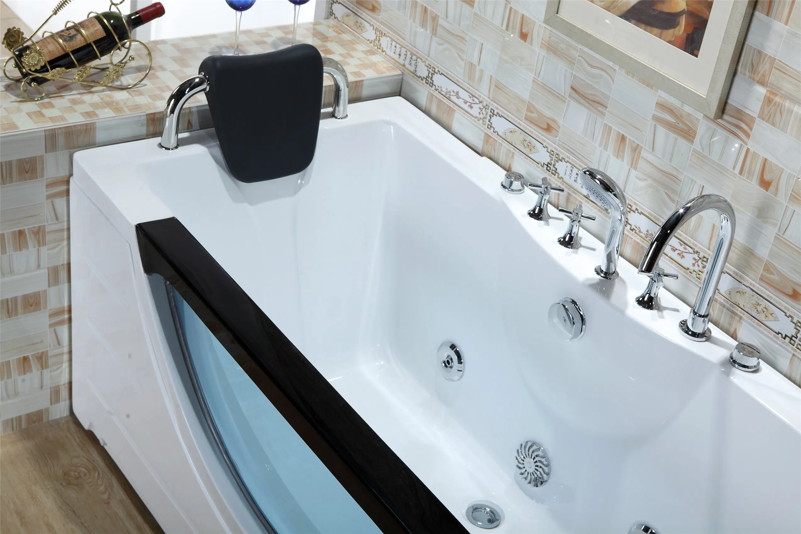 Угловая акриловая ванна с гидромассажем BOSTANA