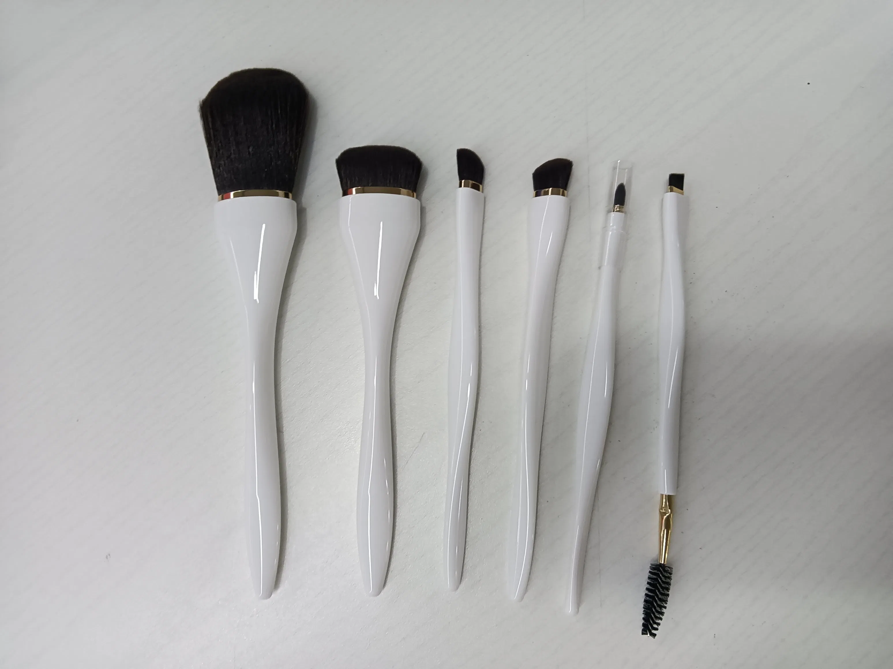 Mini and Portable Eye Shadow Brush