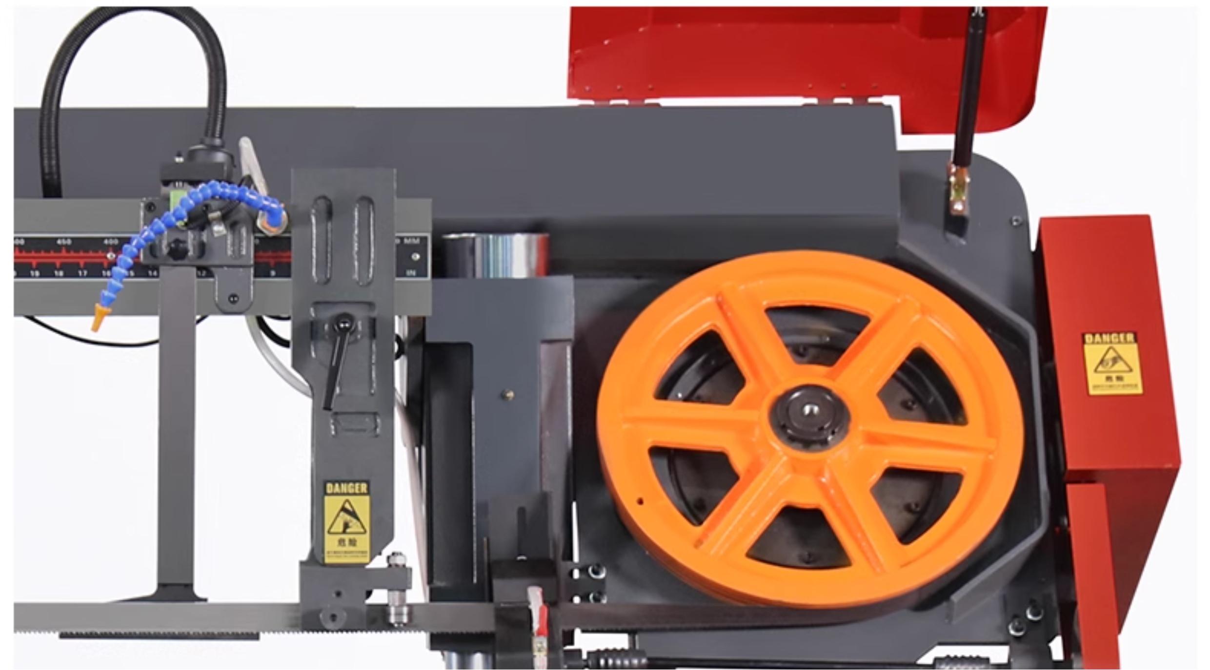 Станок ленточнопильный горизонтальный автоматический по металлу