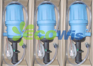 Chemical Mixing Foamer Sprayer Bottle Car Wash Soft Water Hose End Sprayer Foamer