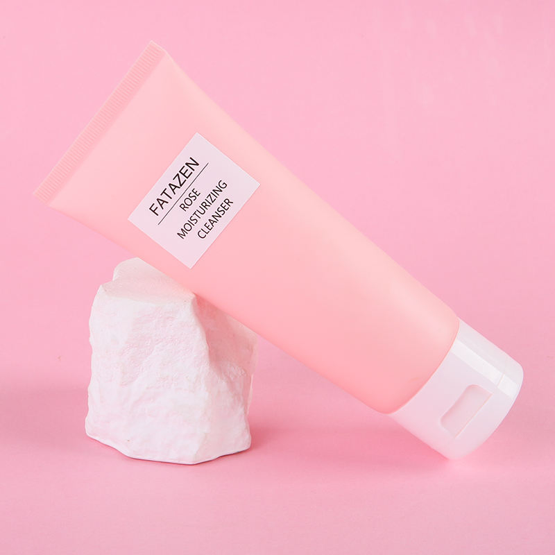 Private Label Moisturizing Deep Cleansing Foaming Facial Cleanser Wholesale Moisturizing Anti Acne Treatment Smoothing Face Wash