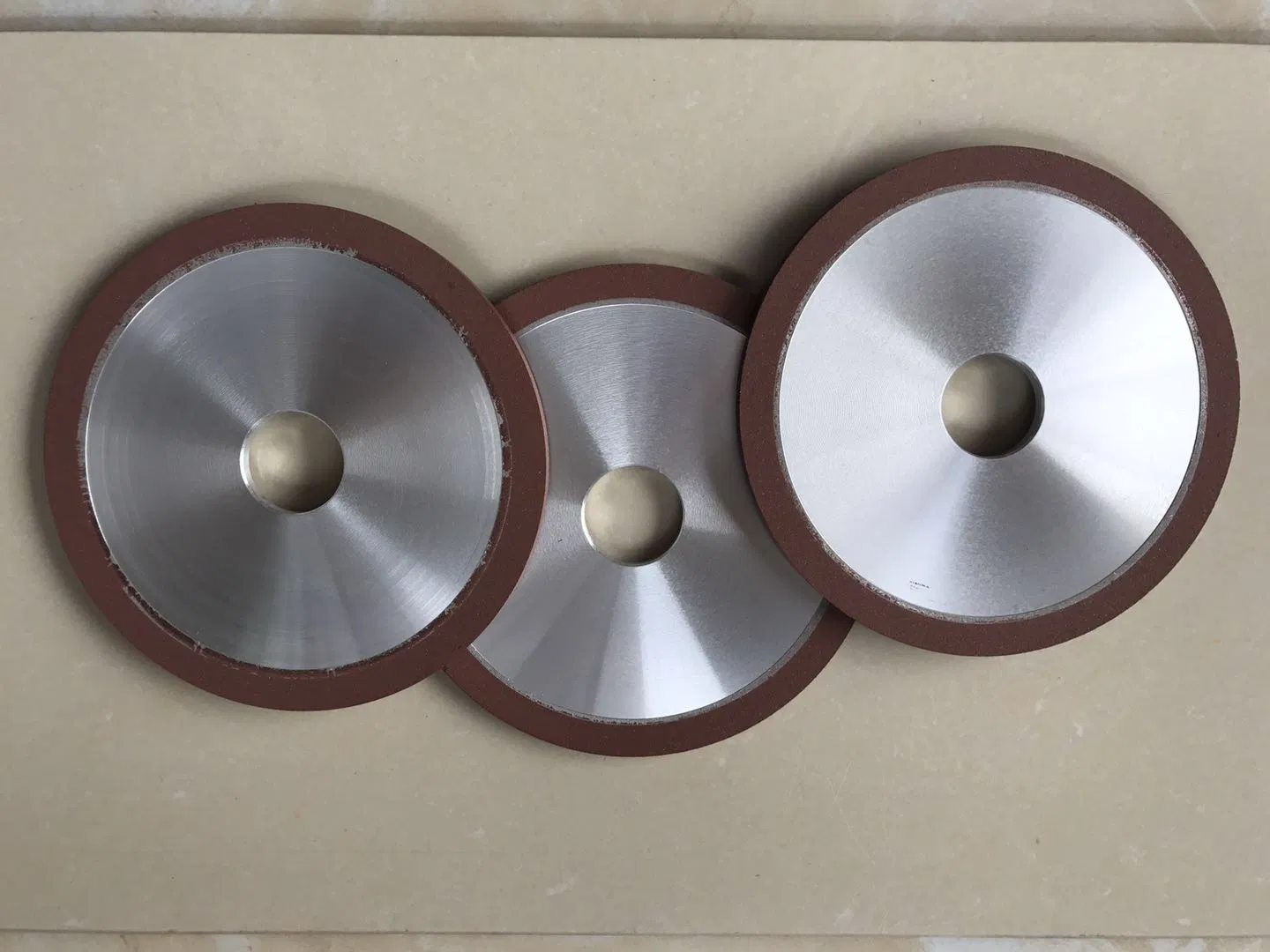 Support Customized Durable Resin Cutting Blade for Smooth and Clean Edges Made in China