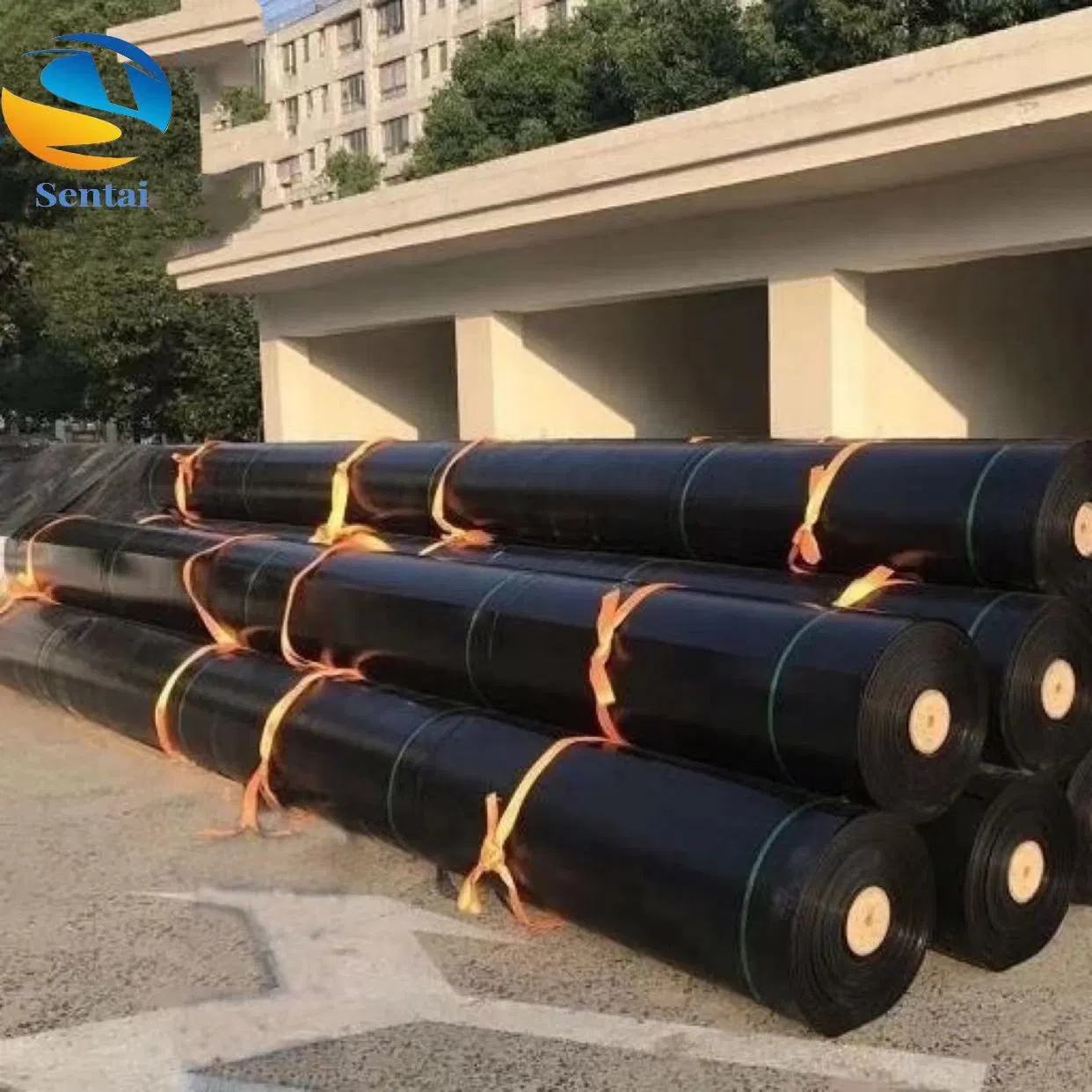 1mm 1.5mm Black HDPE Geomembrane Anti-Seepage Liner for Regulating Pool of Landfill Tailings Pond Artificial Lake and River Embankment Slope Protection