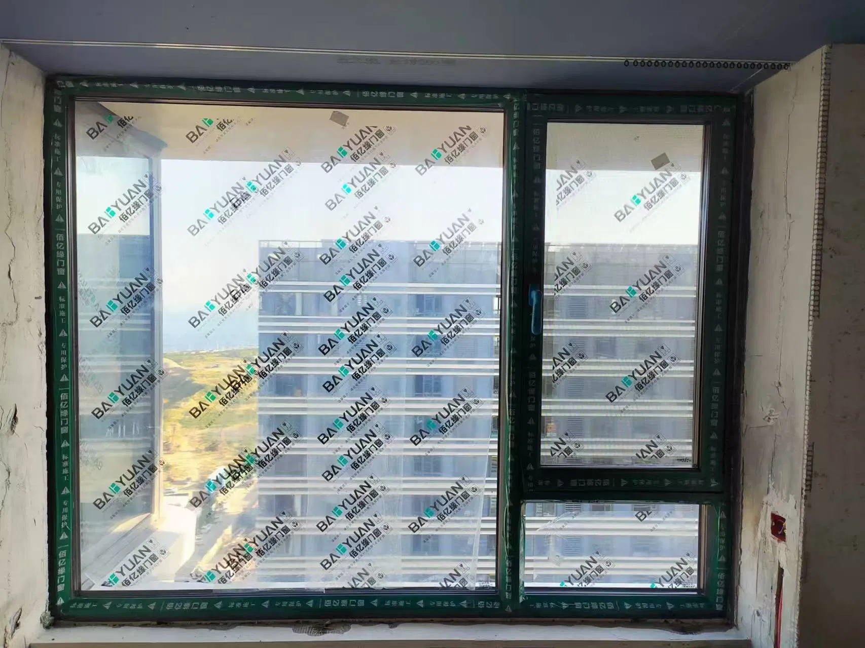Heat Insultion Soundproof Double Glazed Aluminum Alloy Frame Casement Window
