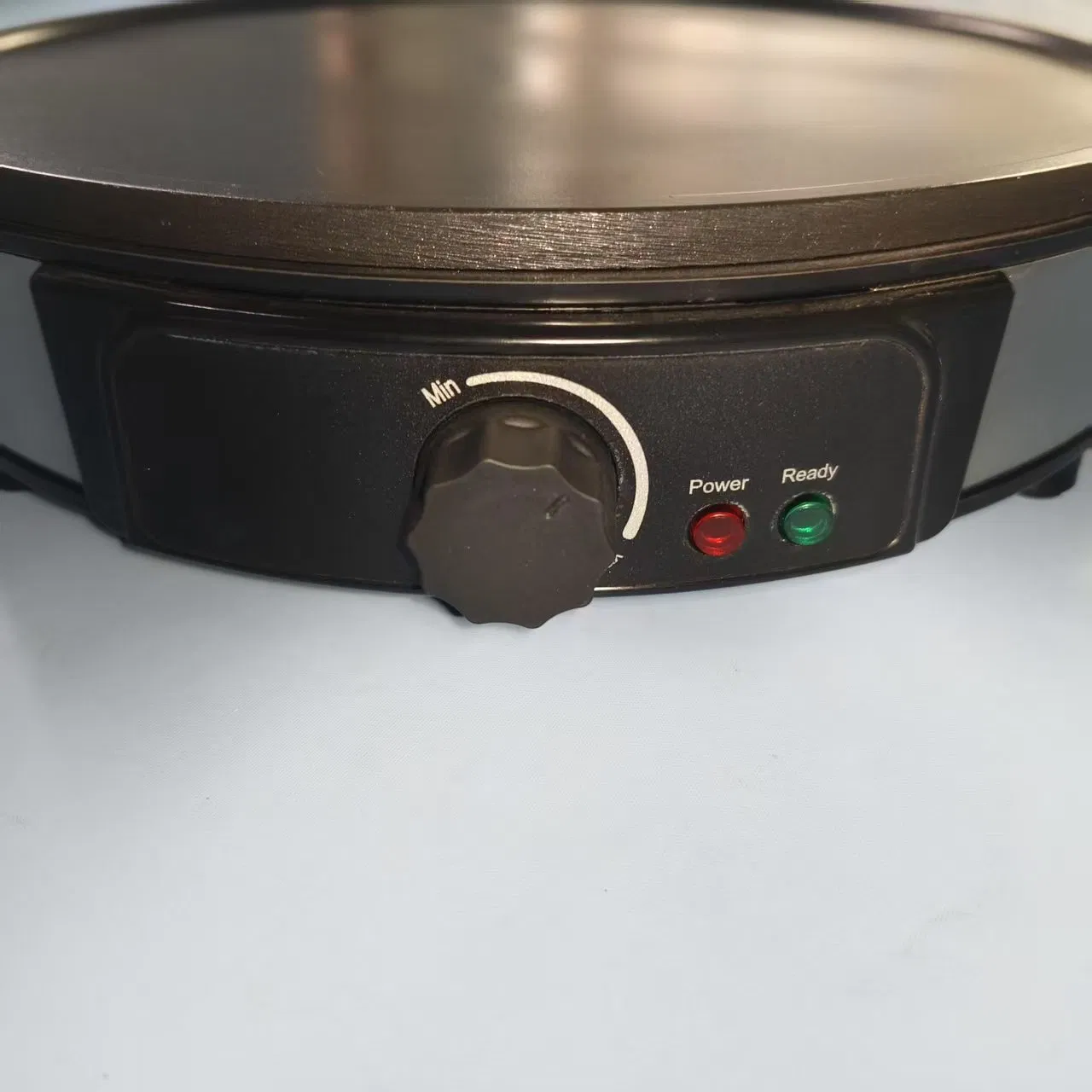 Durable Electric Crepe Maker with Auto Shut-off for Long-Lasting Use