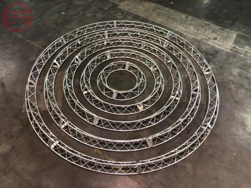 Truss with Special Structure, Heart-Shaped Frame, Five-Pointed Start