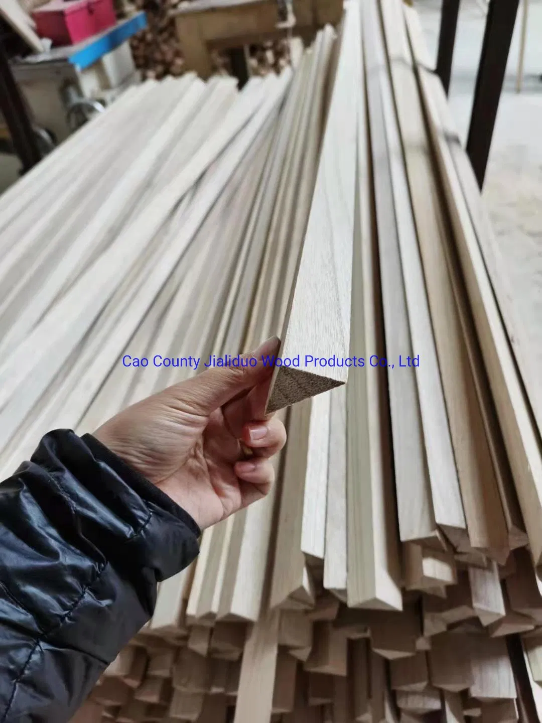 Paulownia Triangle Wood Chamfer for Construction