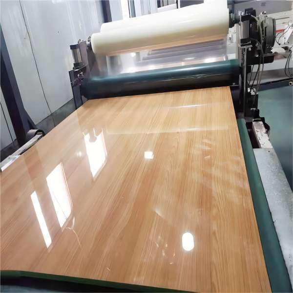 High Glossy UV MDF White Laminated Melamine MDF Board for Decoration