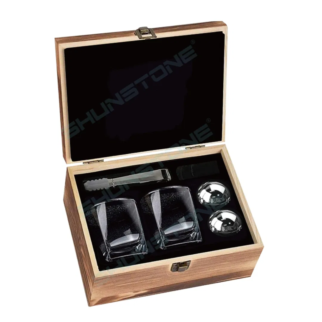 Wholesale Custom High Quality Whiskey Glass Gift Set of 2 Crystal Whisky Glass and Chilling Whiskey Ball Business Gifts Sets