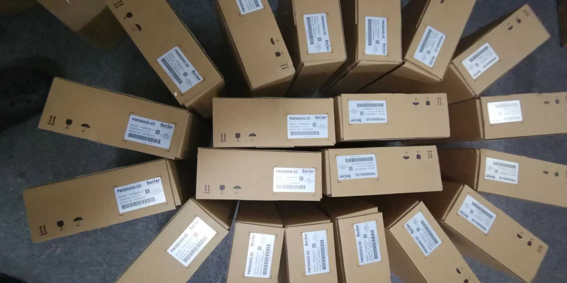 Pws6400f-S Hitech Industrial Touch Screen / Industrial Man Machine Interface