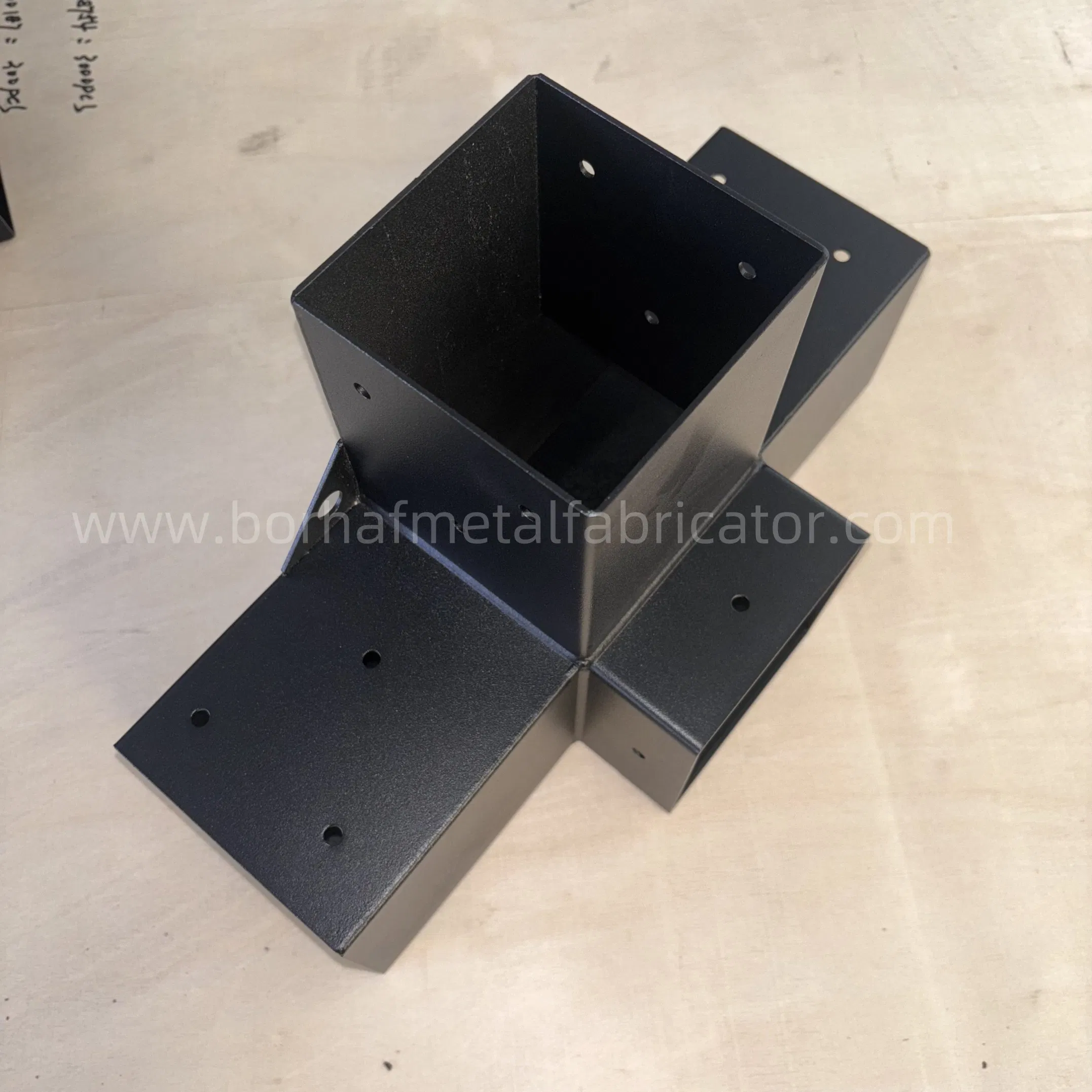 Corrosion Proof Aluminum Alloy Gazebo Joint Bracket for Permanent Garden Installation