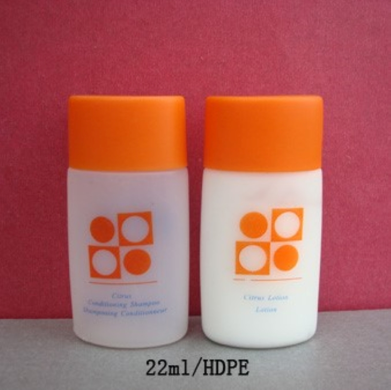 Conditioner in Printed Bottle Type 7 with Hotel Amenities for Hotel Room Using