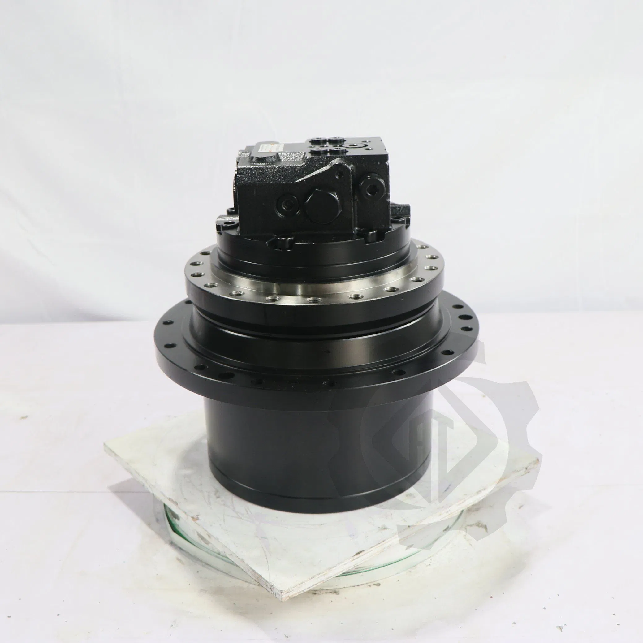Ходовой мотор TM18 для экскаватора Volvo 14524182