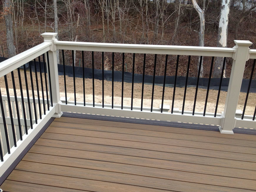 Hight Quality Residential Outdoor Vinyl Aluminum Baluster, PVC Aluminum Decking Railing, Balcony Plastic Composite Deck Railing