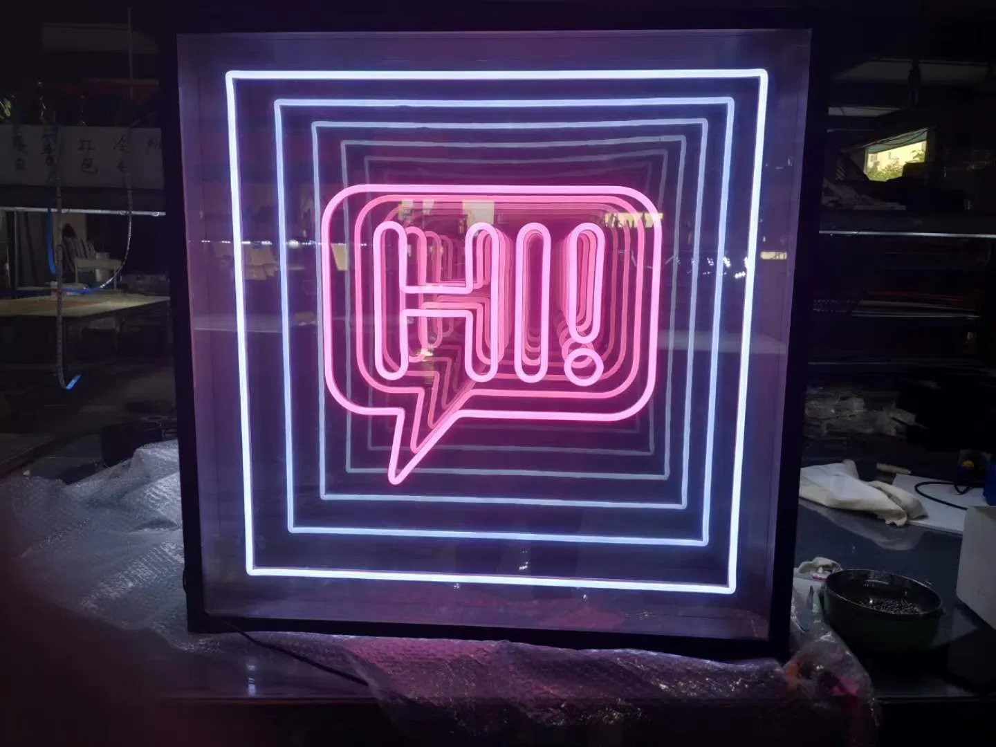 Home Accent Lighting Featuring Unique Mirror Display and Tunnel Design