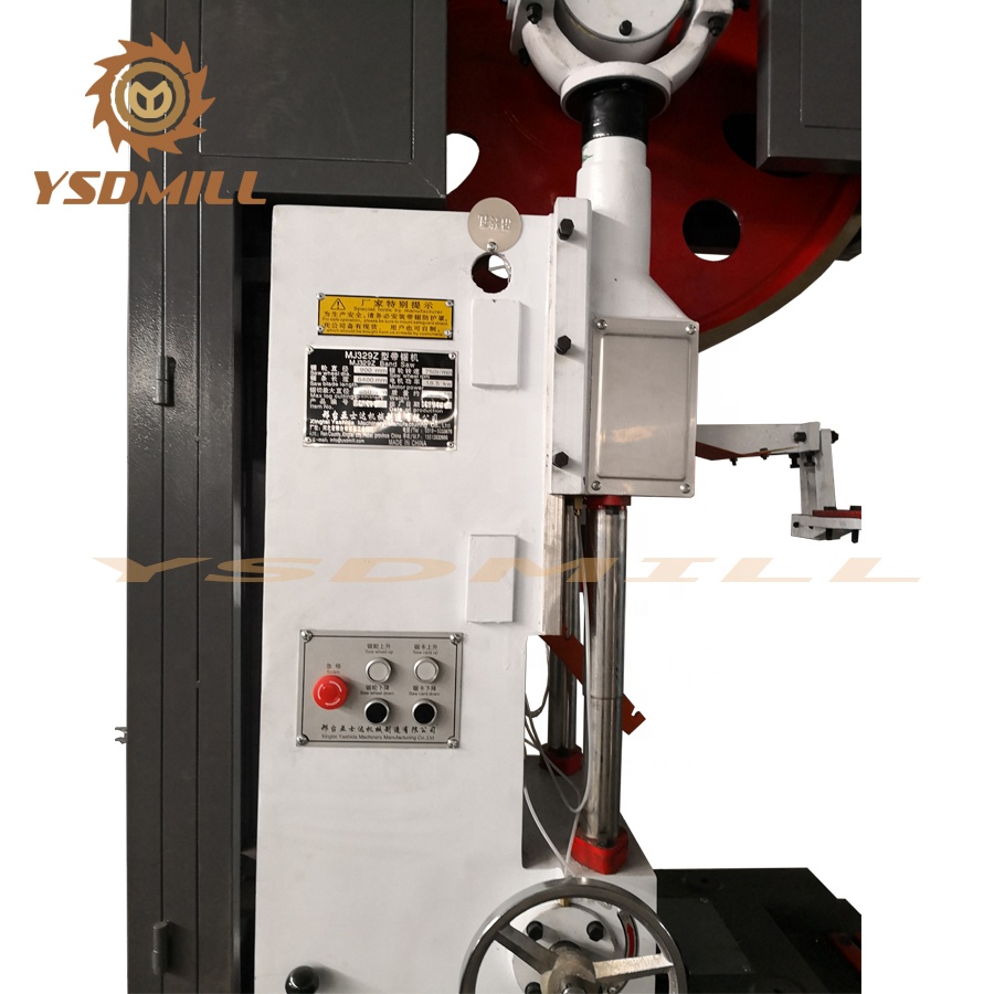 Ленточная пила по дереву вертикальная