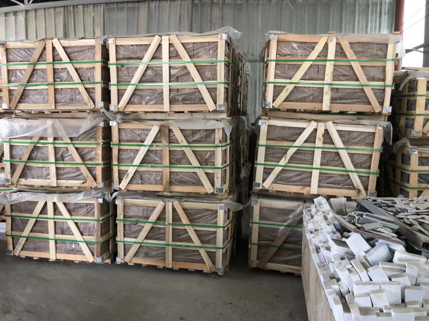 Exterior Castle Ledge Stone Cladding for Architectural Design Projects Stone