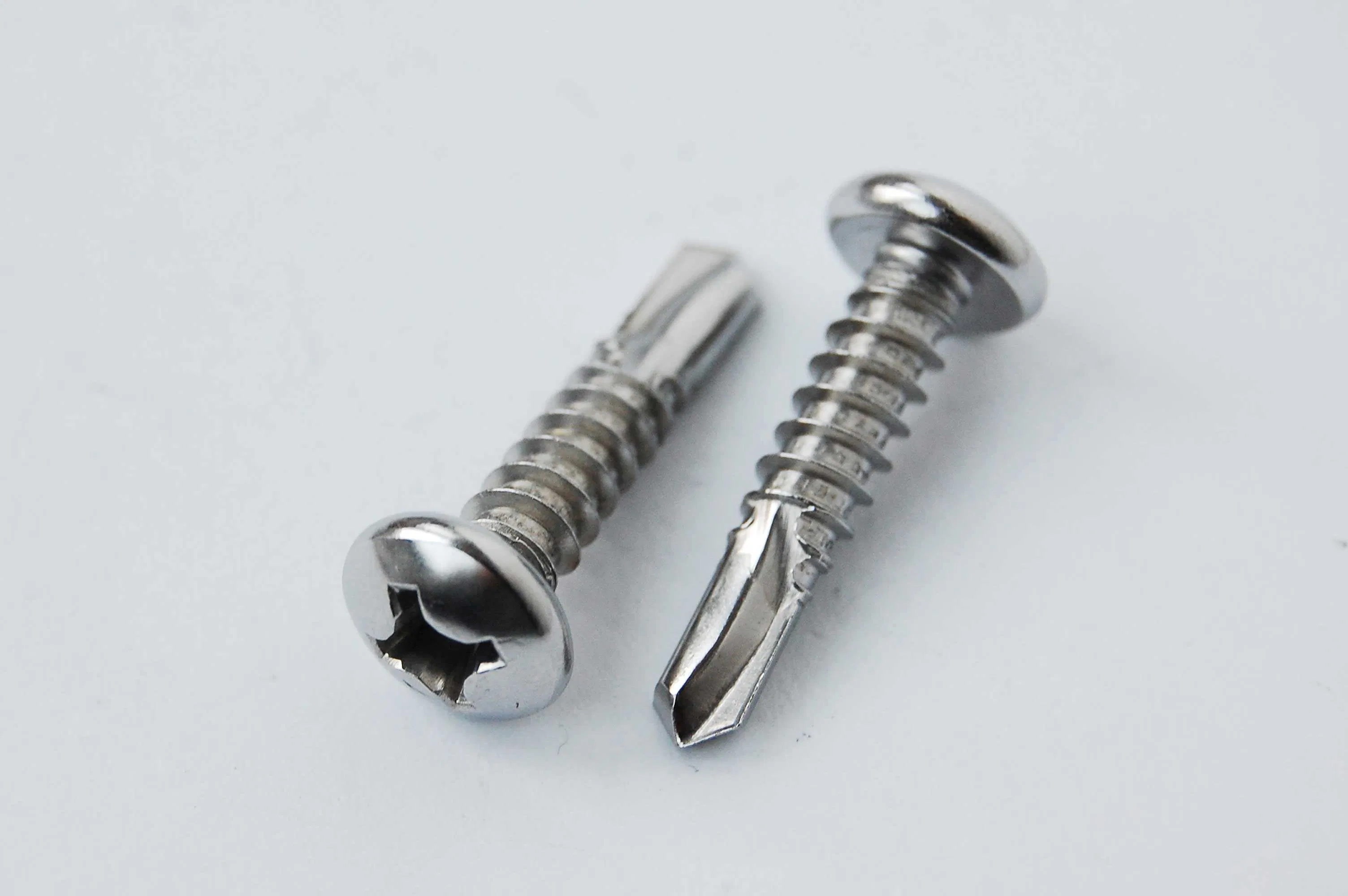 China Fasteneran Head Screw Furniture Metal Carbon Steel Self Drilling Screw