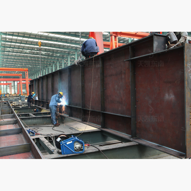 Premium 2.5m Steel Driving Beam for Industrial Applications