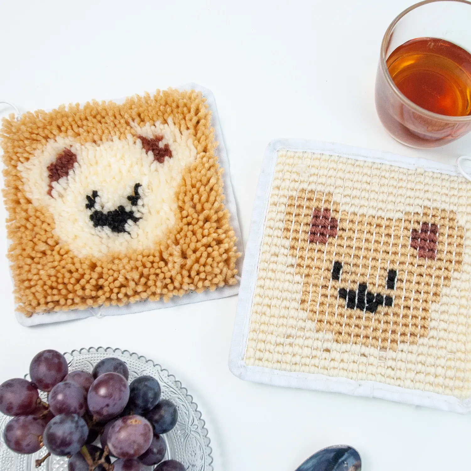 Rug Hooking Mesh Canvas Yarn Kit with Latch Hook for Cup Mat DIY Bear Shape