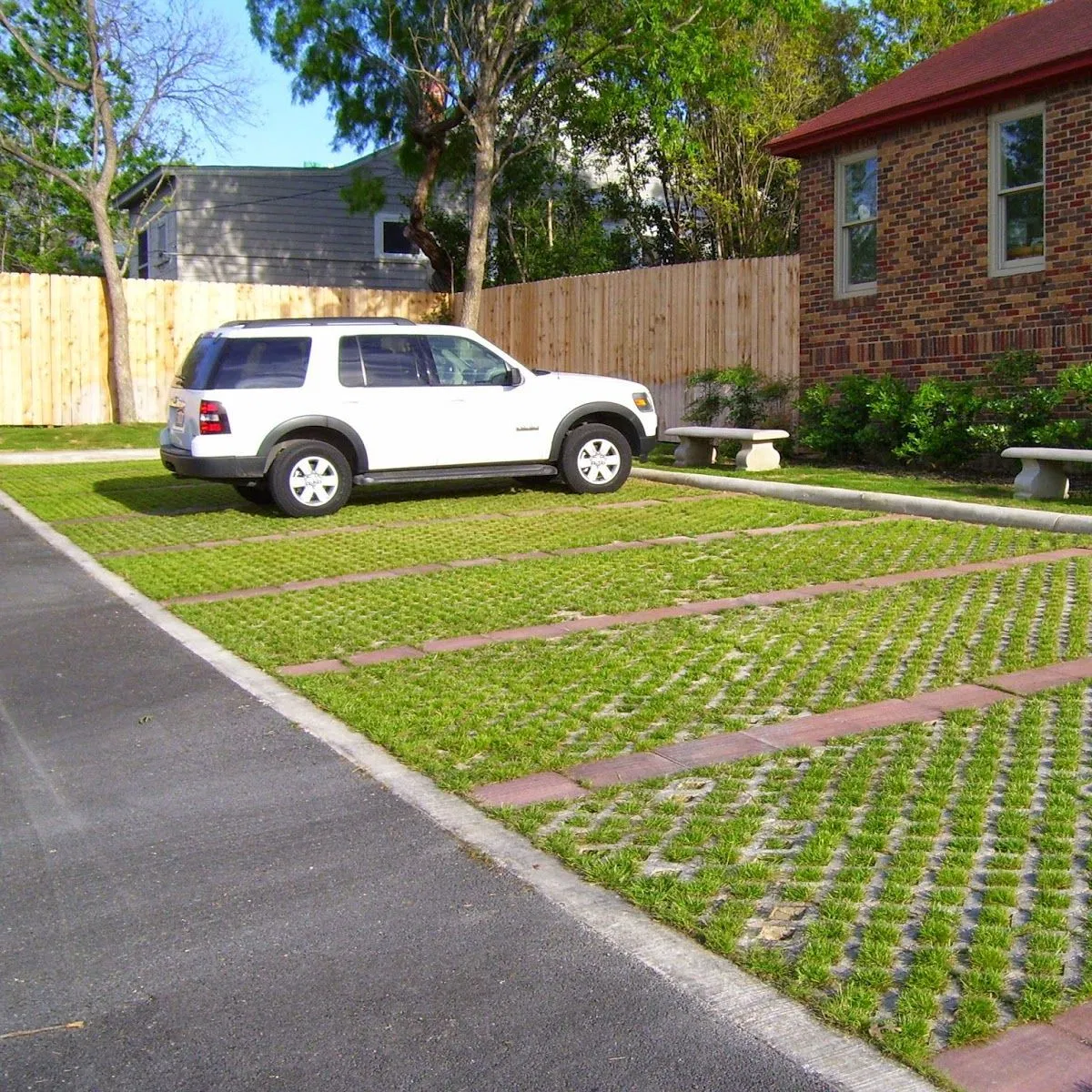 Eco-Friendly Driveway Grid Combines Gravel & Grass Aesthetic