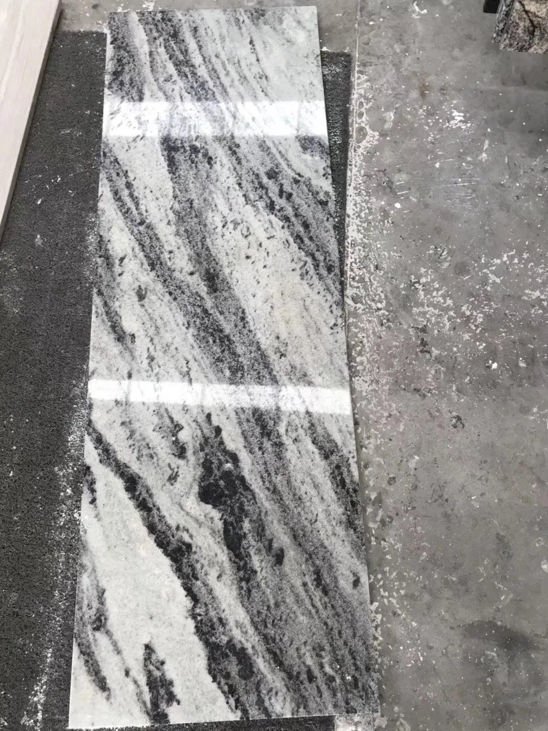 Мраморная плитка Butterfly Grey, 600x600 мм