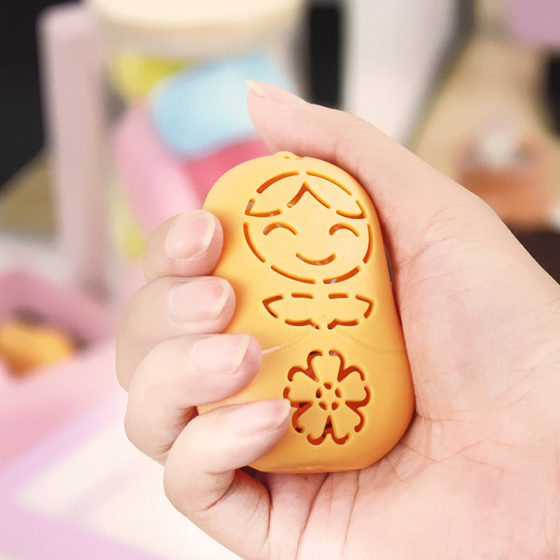 Doll-Shaped Hand Warmer for Cold Weather Activity Heat Patch Pack