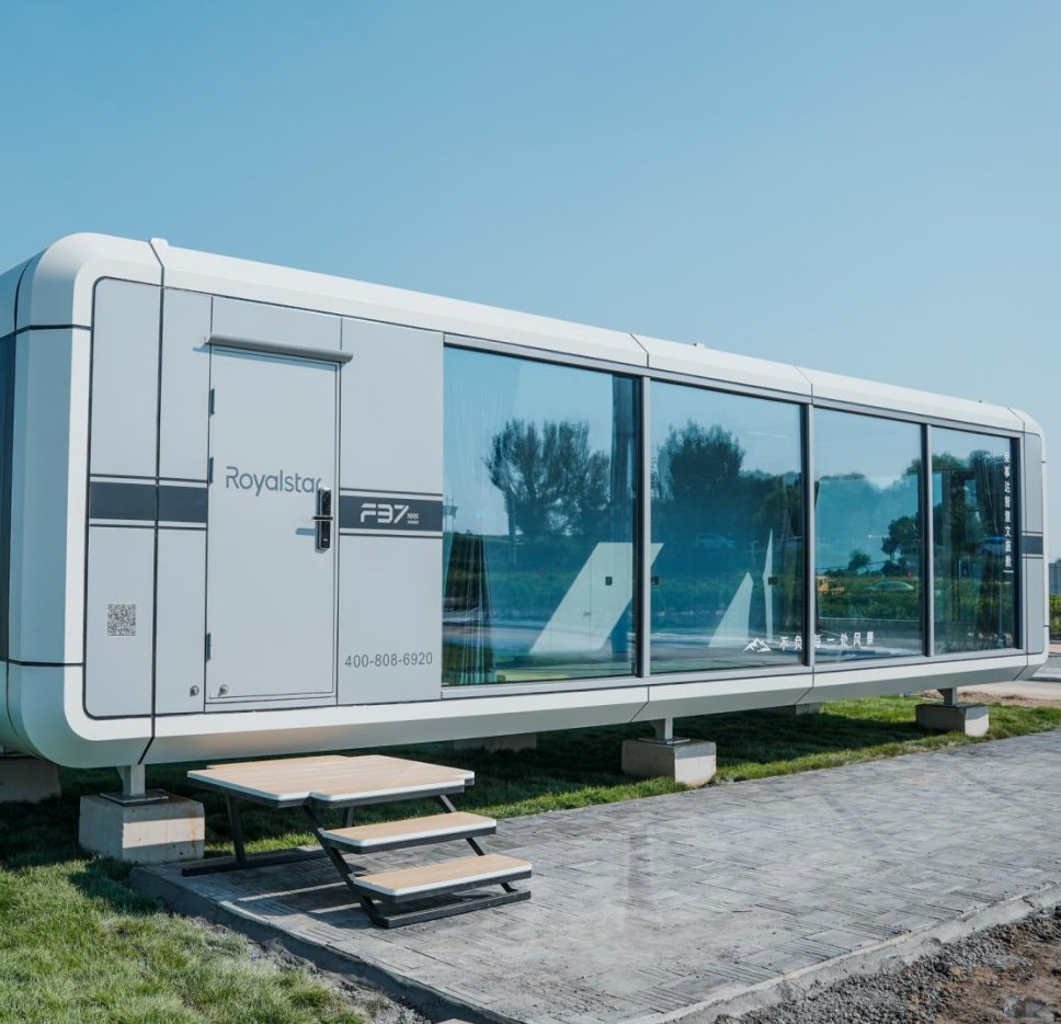 The Ark Series F30 Mini Mobile Home/Office Cabin Is Suitable for Hotels, Garages, and Backyards.