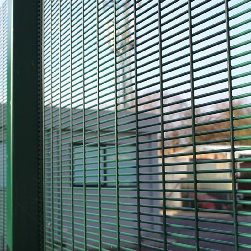 Heavy Duty Customized Powder Coating Galvanized Anti Climb 358 Fence Panel Curvey Anti Cut Wire Mesh Clear View Airport Perimeter Fencing for Security Prison