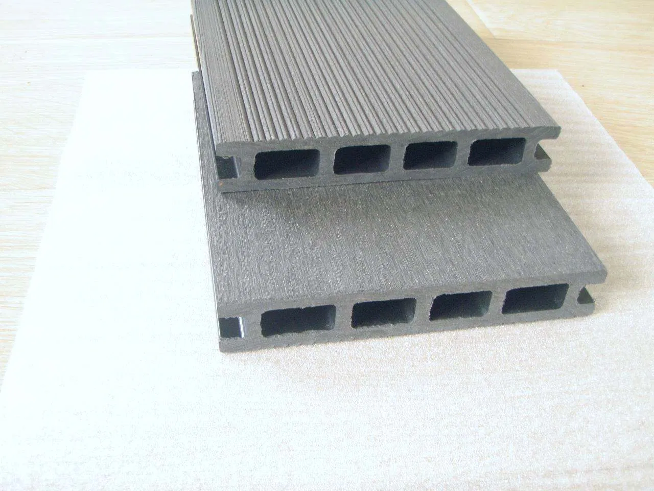 Professional Manufacturer Waterproof Outdoor Composite WPC Deck Floor