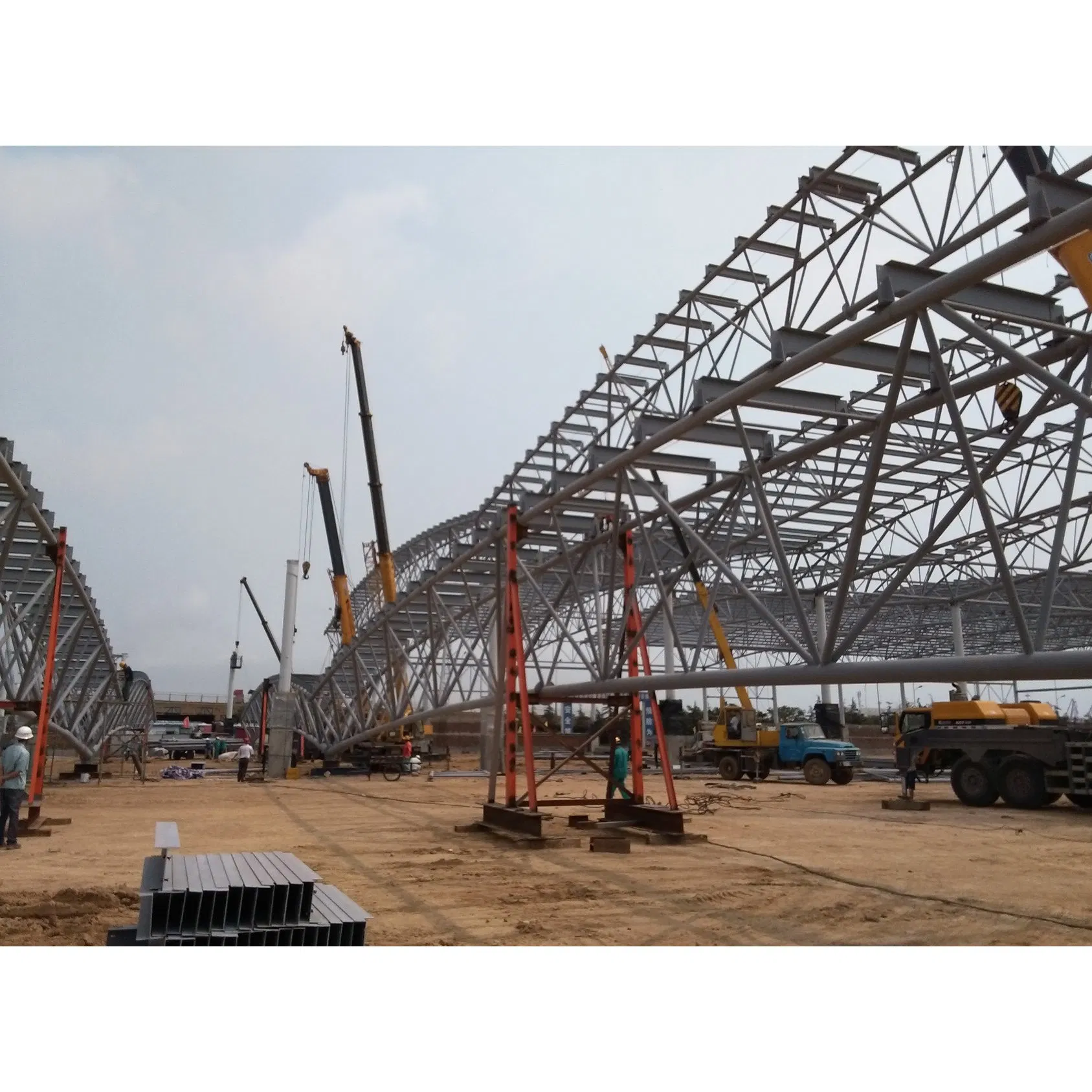 Factory Price Light Steel Structure Building Material Construction China Prefabricated Building Structural Warehouse