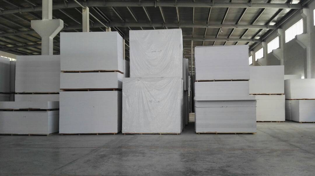 0.35-0.9g/cm3 High Density PVC Foam Board