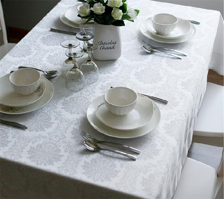 100% Polyester Custom Printed Design Tablecloth/Runner Manufacturer