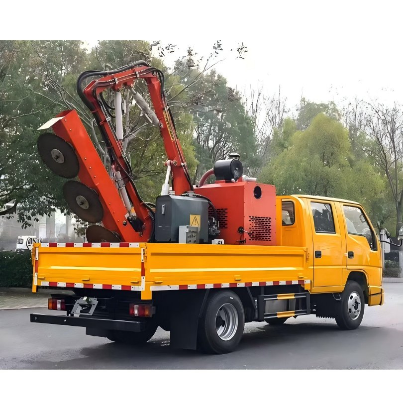 Integrated Trimming Greening Truck Pruning Harvesting Storage Hedge Trimmer Crush Branch Cutter Weeder Lawn Tree Branches Cutting Weeder Lawn Vehicle