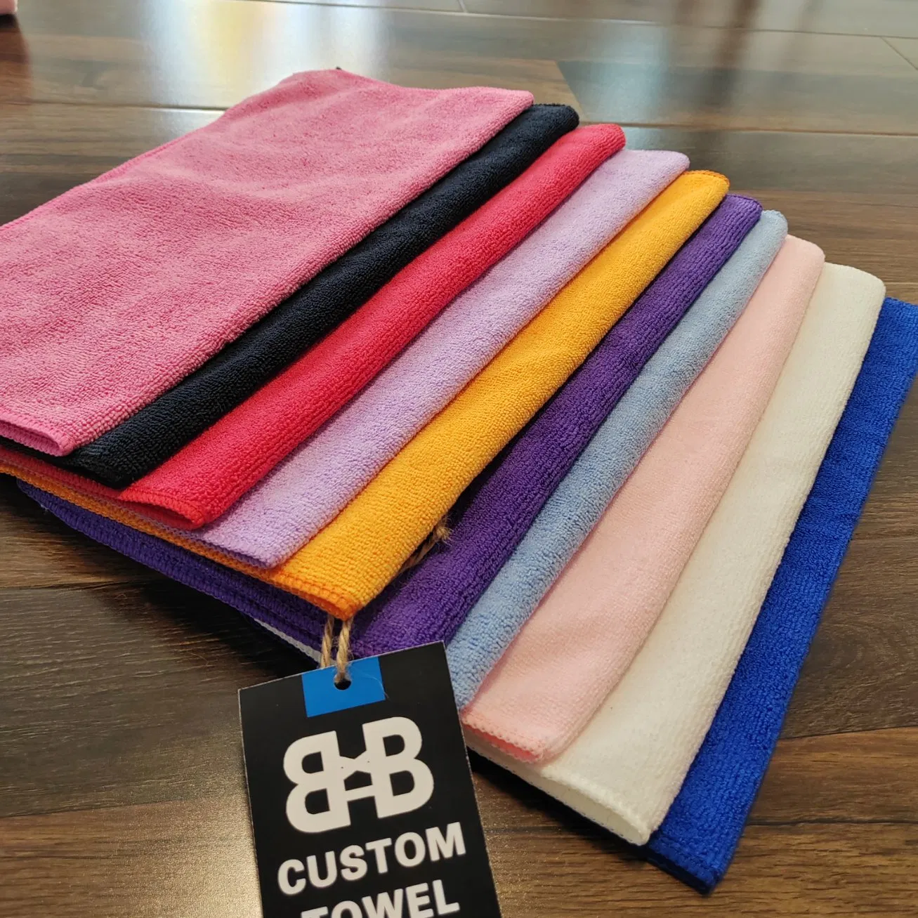 Wholesale Quick Dry Microfiber Car Cleaning Towel with Custom Logo Laser Engraving/Printing/Embroidered