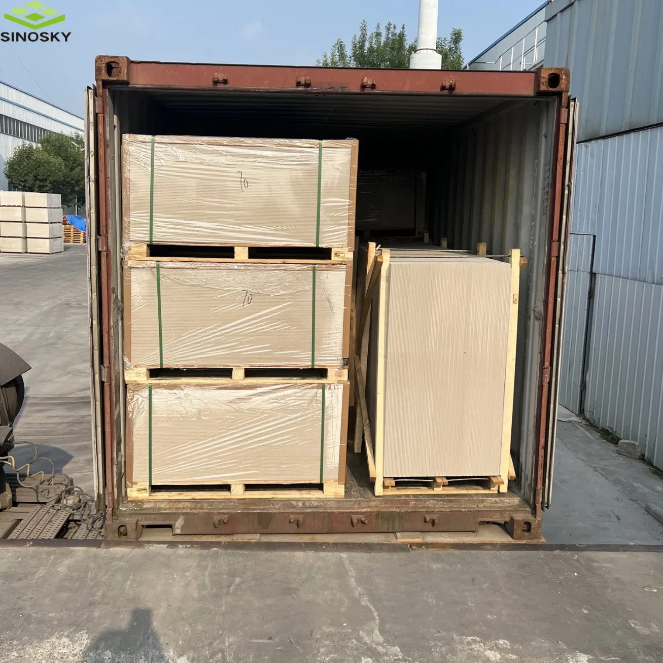 1200X2400mm Cement Board for Exterior Villa House Fiber Cement Board Plant Cement Board 8mm