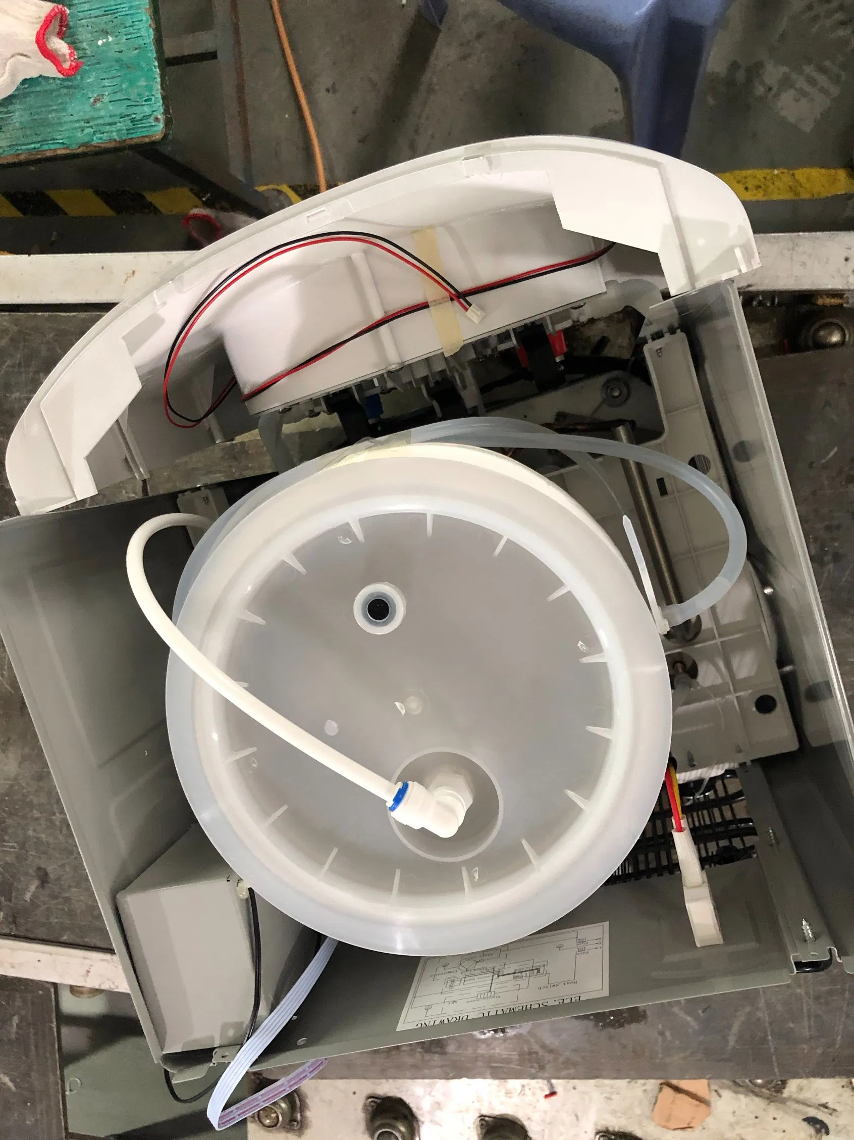 New Design Featured Standing Hot Cold Floor Standing Water Dispenser Cooler