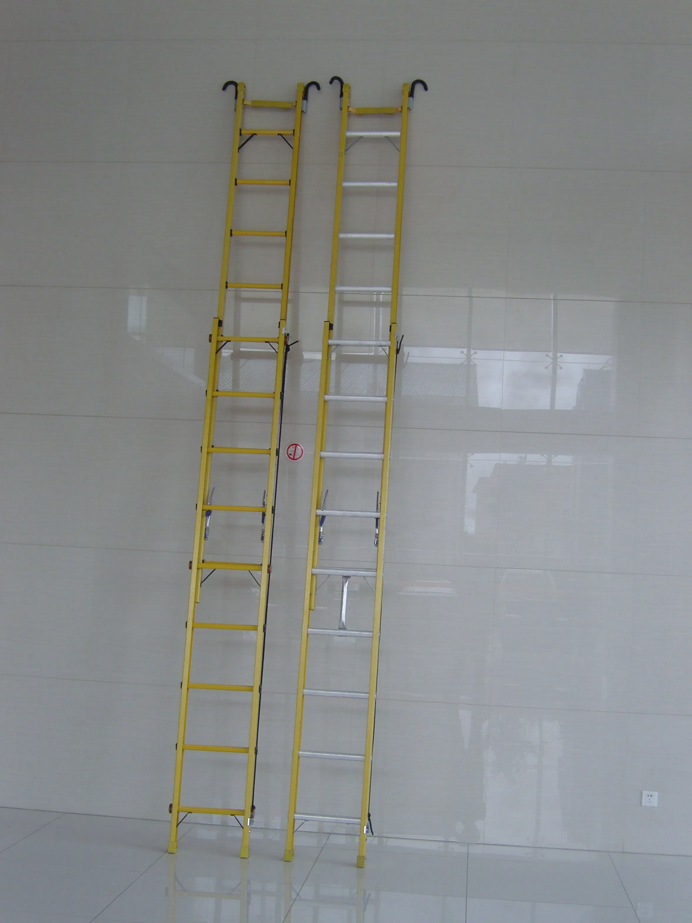 TUV Certified Fiberglass Extension Ladder for Lineman