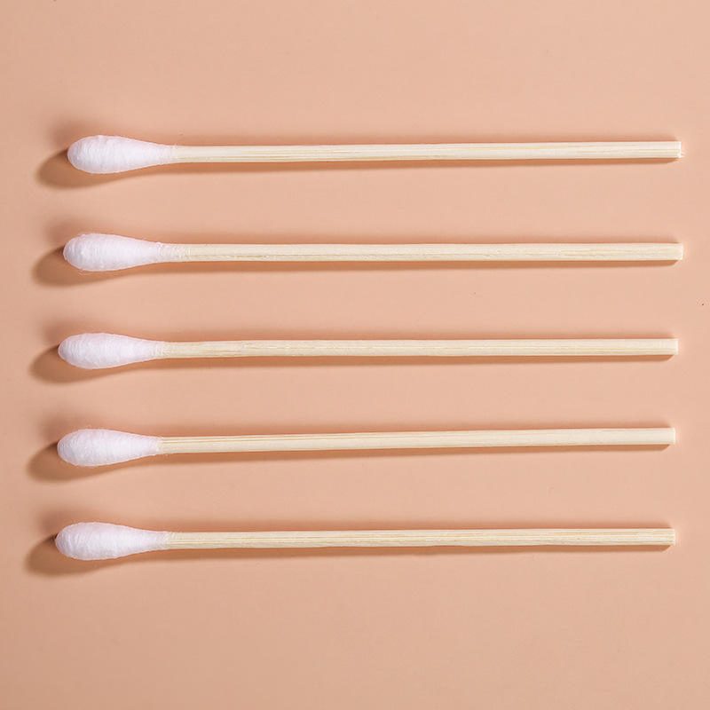 Portable Single-Ended Cotton Swabs with Bamboo Sticks, 50 Pieces in Total.